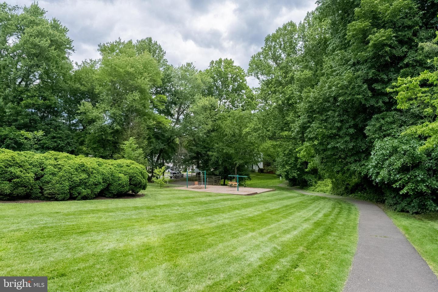 5836 WOOD POPPY CT, BURKE, Virginia 22015, 3 Bedrooms Bedrooms, 12 Rooms Rooms,3 BathroomsBathrooms,Residential,For sale,5836 WOOD POPPY CT,VAFX2245260 MLS # VAFX2245260