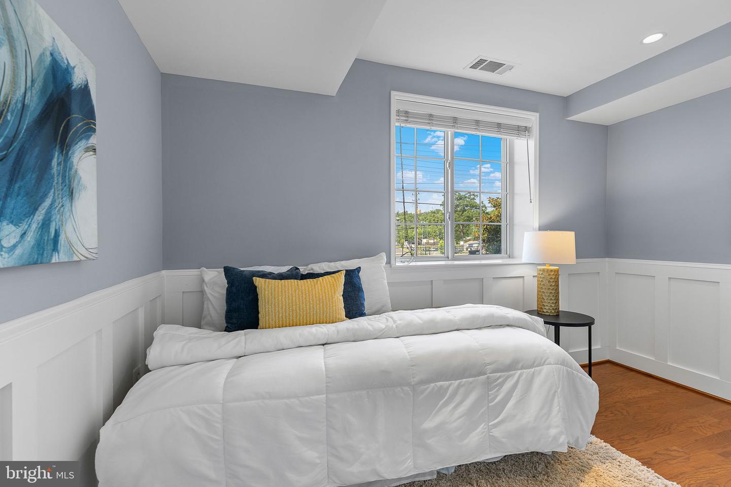 4167 S FOUR MILE RUN DR #103, ARLINGTON, Virginia 22204, 2 Bedrooms Bedrooms, ,2 BathroomsBathrooms,Residential,For sale,4167 S FOUR MILE RUN DR #103,VAAR2058726 MLS # VAAR2058726