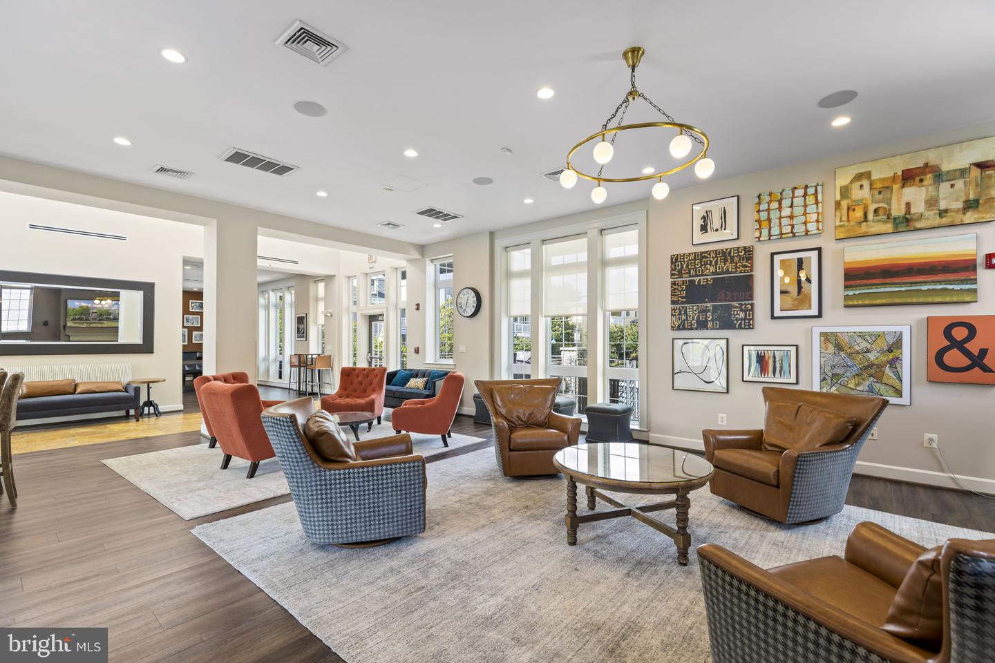4167 S FOUR MILE RUN DR #103, ARLINGTON, Virginia 22204, 2 Bedrooms Bedrooms, ,2 BathroomsBathrooms,Residential,For sale,4167 S FOUR MILE RUN DR #103,VAAR2058726 MLS # VAAR2058726