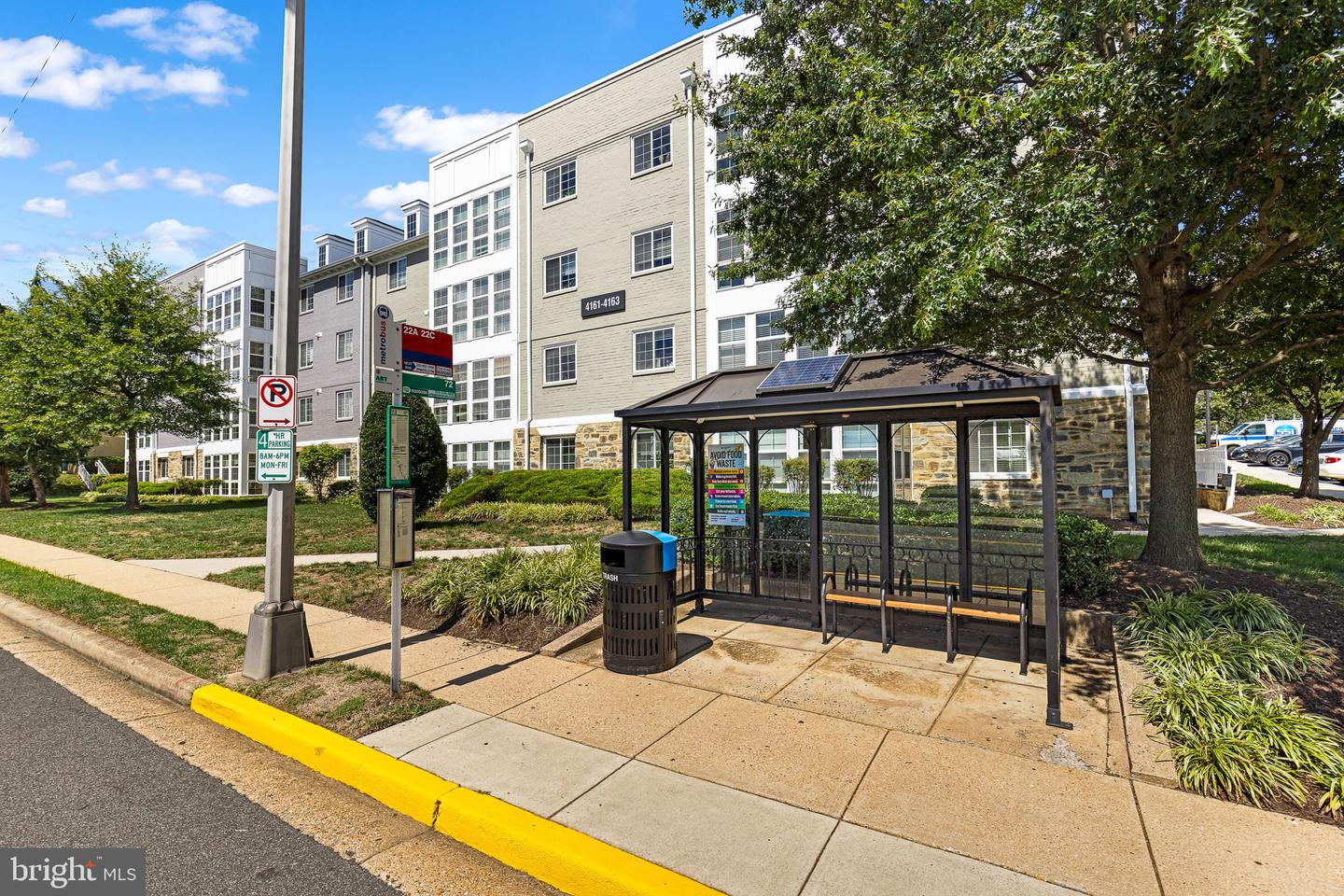 4167 S FOUR MILE RUN DR #103, ARLINGTON, Virginia 22204, 2 Bedrooms Bedrooms, ,2 BathroomsBathrooms,Residential,For sale,4167 S FOUR MILE RUN DR #103,VAAR2058726 MLS # VAAR2058726
