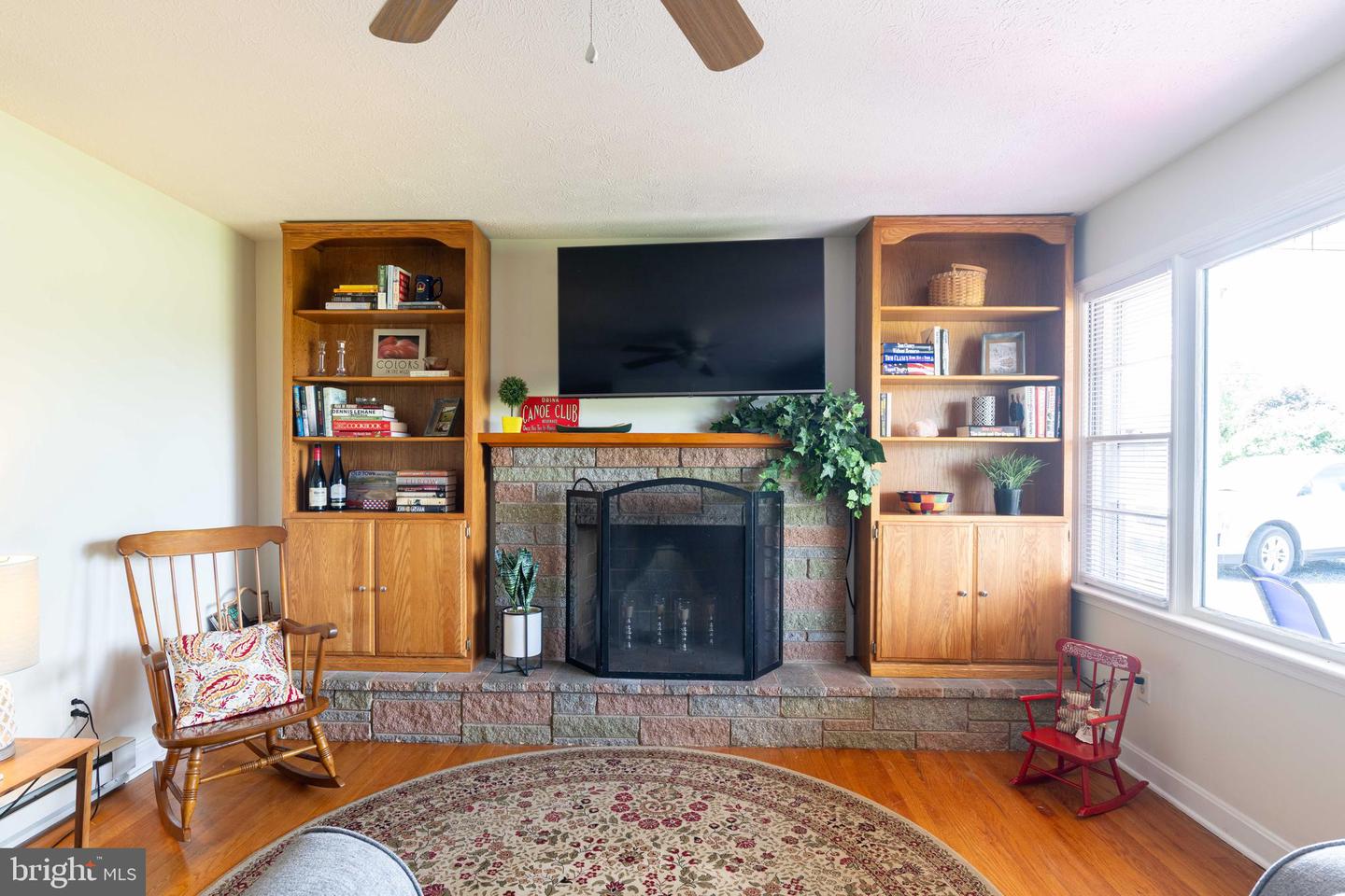 4462 MARTINSBURG PIKE, CLEAR BROOK, Virginia 22624, 4 Bedrooms Bedrooms, 10 Rooms Rooms,2 BathroomsBathrooms,Residential,For sale,4462 MARTINSBURG PIKE,VAFV2034654 MLS # VAFV2034654