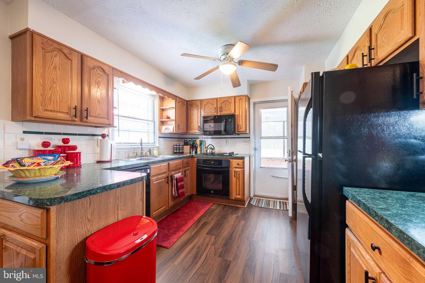 4462 MARTINSBURG PIKE, CLEAR BROOK, Virginia 22624, 4 Bedrooms Bedrooms, 10 Rooms Rooms,2 BathroomsBathrooms,Residential,For sale,4462 MARTINSBURG PIKE,VAFV2034654 MLS # VAFV2034654