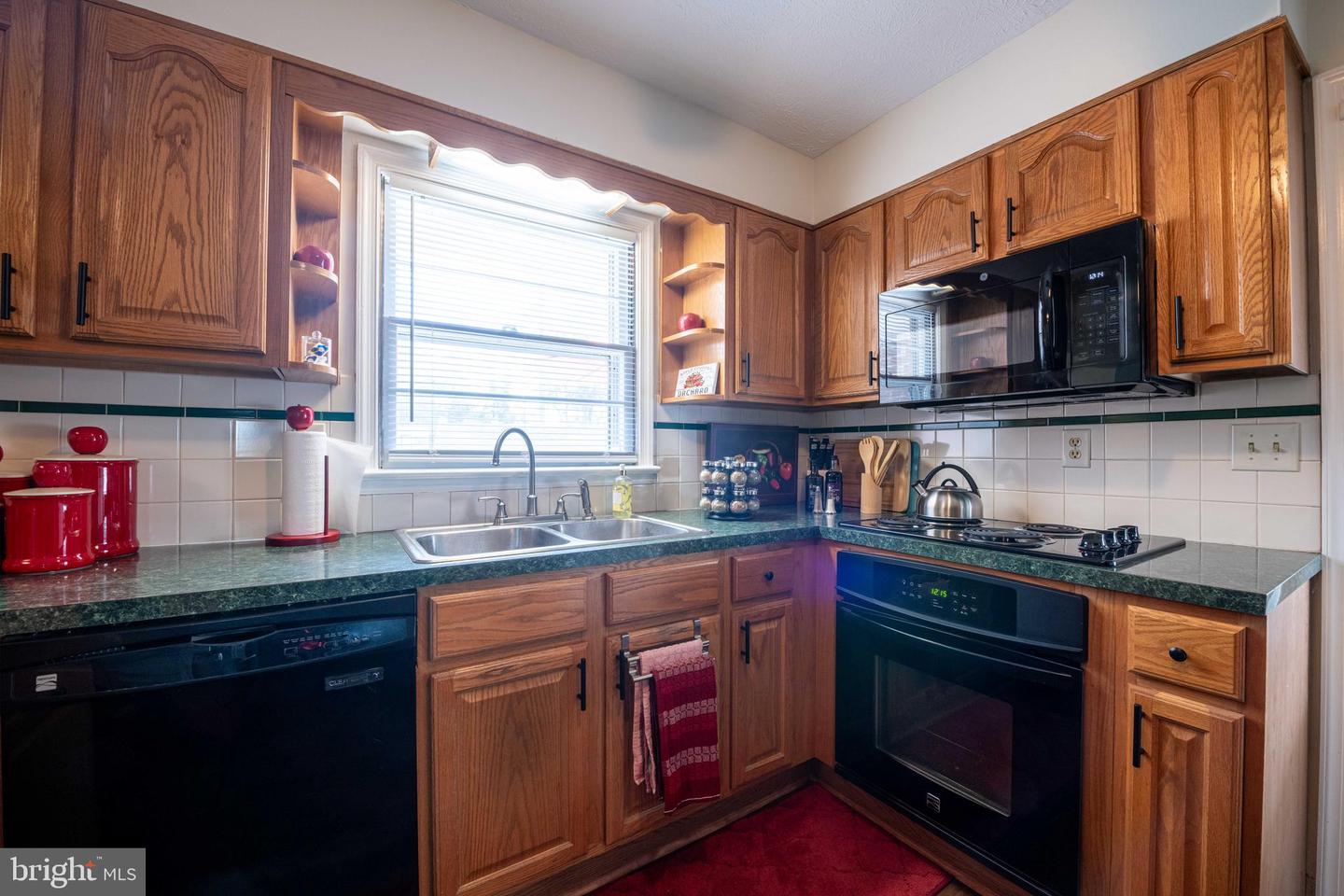 4462 MARTINSBURG PIKE, CLEAR BROOK, Virginia 22624, 4 Bedrooms Bedrooms, 10 Rooms Rooms,2 BathroomsBathrooms,Residential,For sale,4462 MARTINSBURG PIKE,VAFV2034654 MLS # VAFV2034654