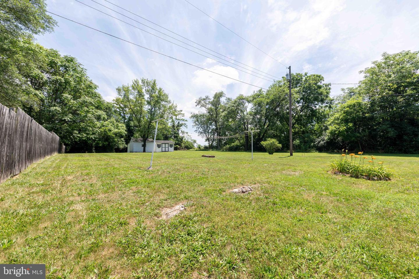4462 MARTINSBURG PIKE, CLEAR BROOK, Virginia 22624, 4 Bedrooms Bedrooms, 10 Rooms Rooms,2 BathroomsBathrooms,Residential,For sale,4462 MARTINSBURG PIKE,VAFV2034654 MLS # VAFV2034654