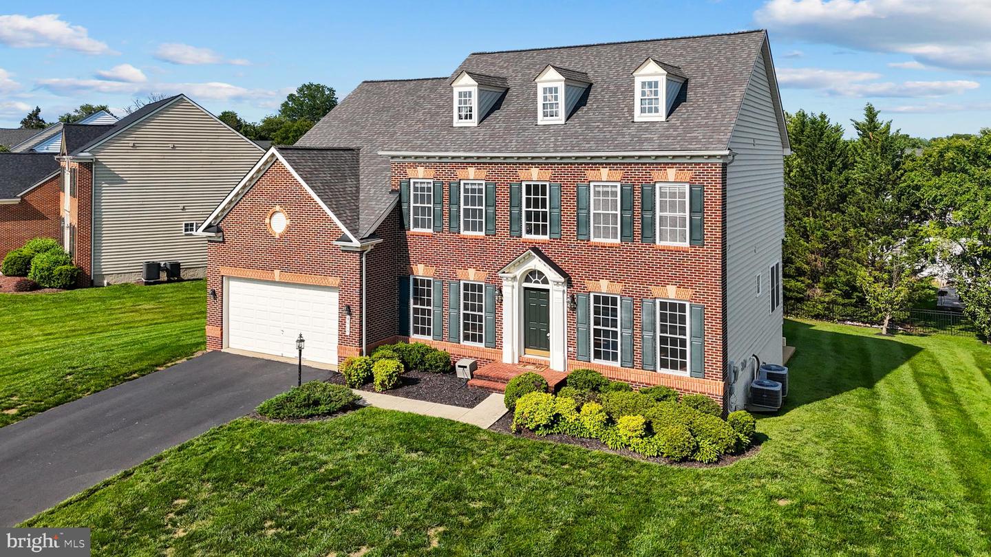 6513 DEBHILL LN, GAINESVILLE, Virginia 20155, 4 Bedrooms Bedrooms, ,4 BathroomsBathrooms,Residential,For sale,6513 DEBHILL LN,VAPW2096416 MLS # VAPW2096416