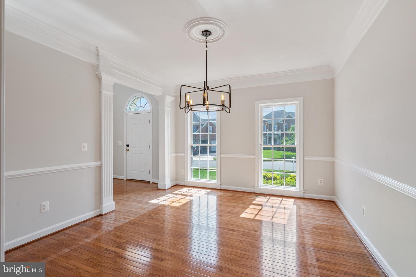 6513 DEBHILL LN, GAINESVILLE, Virginia 20155, 4 Bedrooms Bedrooms, ,4 BathroomsBathrooms,Residential,For sale,6513 DEBHILL LN,VAPW2096416 MLS # VAPW2096416