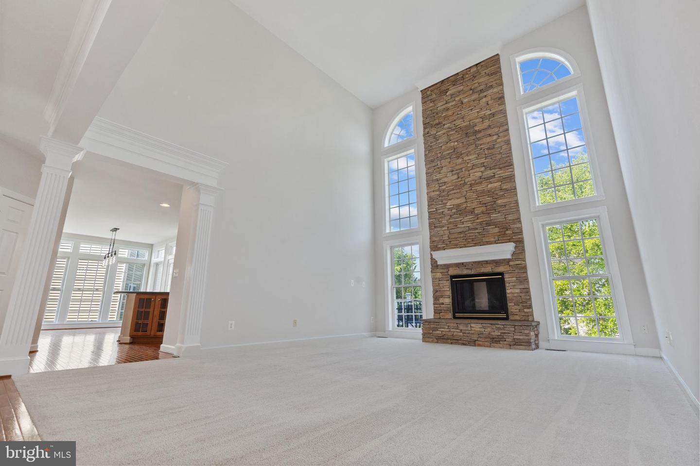 6513 DEBHILL LN, GAINESVILLE, Virginia 20155, 4 Bedrooms Bedrooms, ,4 BathroomsBathrooms,Residential,For sale,6513 DEBHILL LN,VAPW2096416 MLS # VAPW2096416