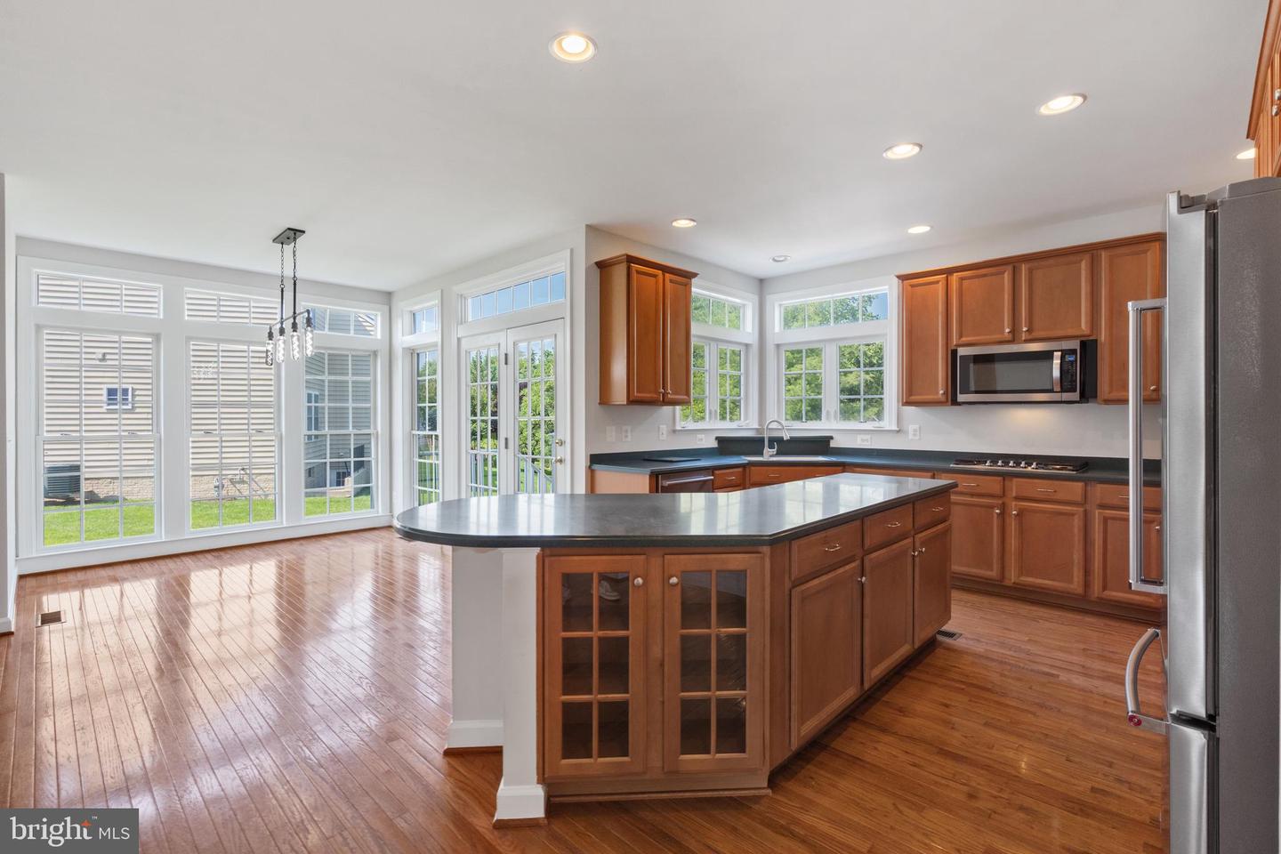 6513 DEBHILL LN, GAINESVILLE, Virginia 20155, 4 Bedrooms Bedrooms, ,4 BathroomsBathrooms,Residential,For sale,6513 DEBHILL LN,VAPW2096416 MLS # VAPW2096416