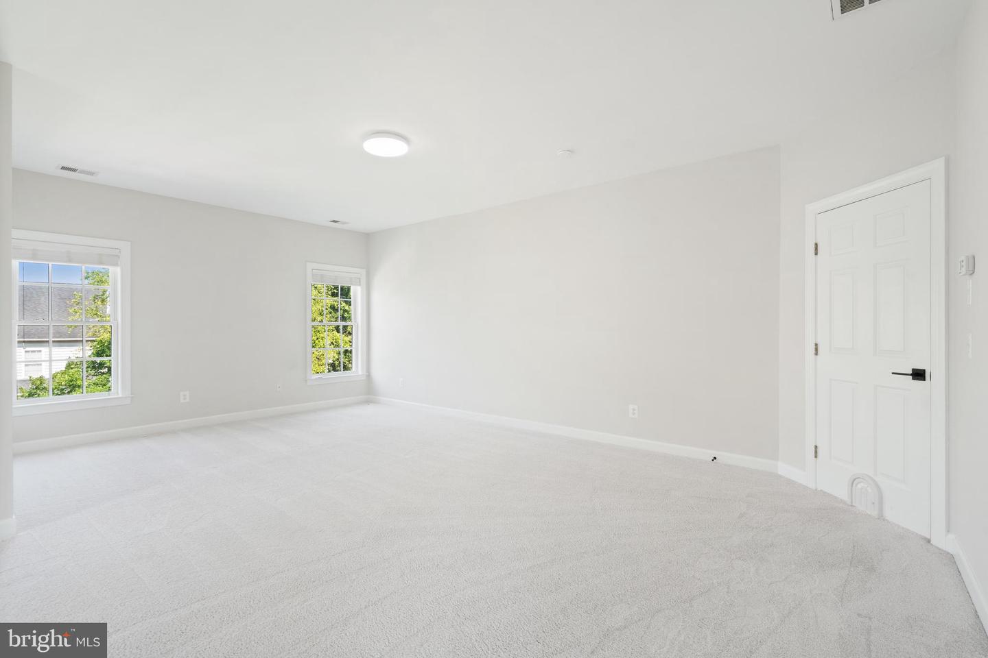 6513 DEBHILL LN, GAINESVILLE, Virginia 20155, 4 Bedrooms Bedrooms, ,4 BathroomsBathrooms,Residential,For sale,6513 DEBHILL LN,VAPW2096416 MLS # VAPW2096416