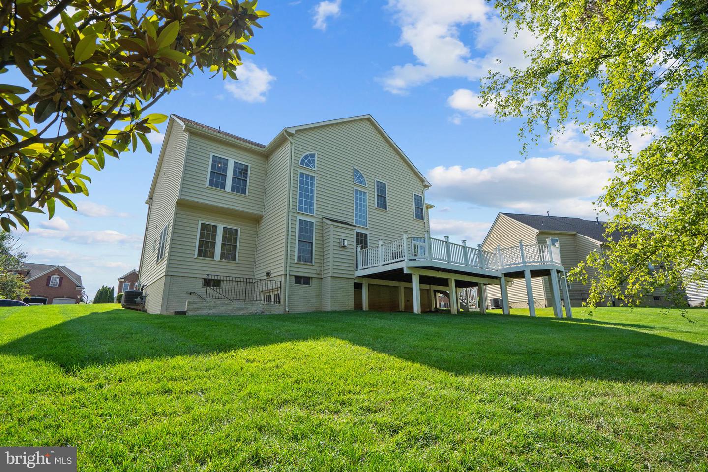 6513 DEBHILL LN, GAINESVILLE, Virginia 20155, 4 Bedrooms Bedrooms, ,4 BathroomsBathrooms,Residential,For sale,6513 DEBHILL LN,VAPW2096416 MLS # VAPW2096416