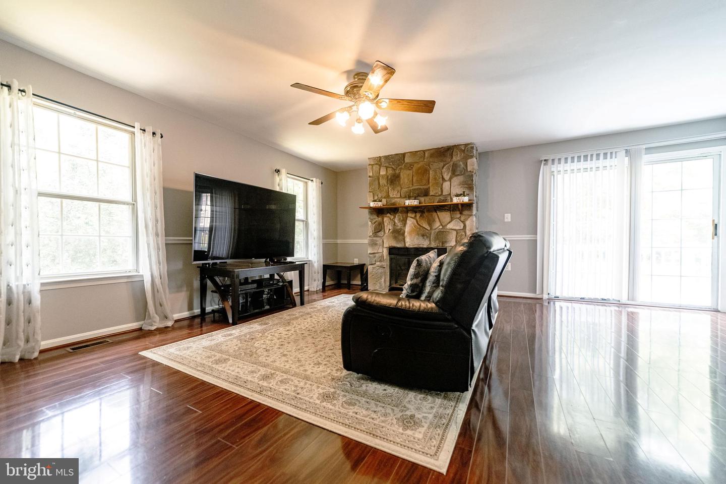 4620 WOODWAY PL, WOODBRIDGE, Virginia 22193, 3 Bedrooms Bedrooms, ,2 BathroomsBathrooms,Residential,For sale,4620 WOODWAY PL,VAPW2096342 MLS # VAPW2096342