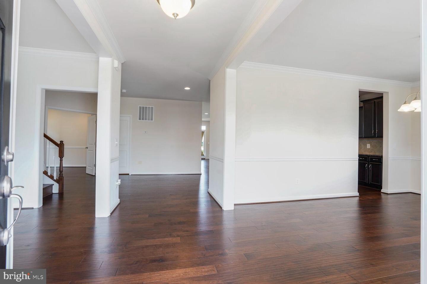 20903 ASHBURN HEIGHTS DR, ASHBURN, Virginia 20148, 5 Bedrooms Bedrooms, ,3 BathroomsBathrooms,Residential,For sale,20903 ASHBURN HEIGHTS DR,VALO2098796 MLS # VALO2098796