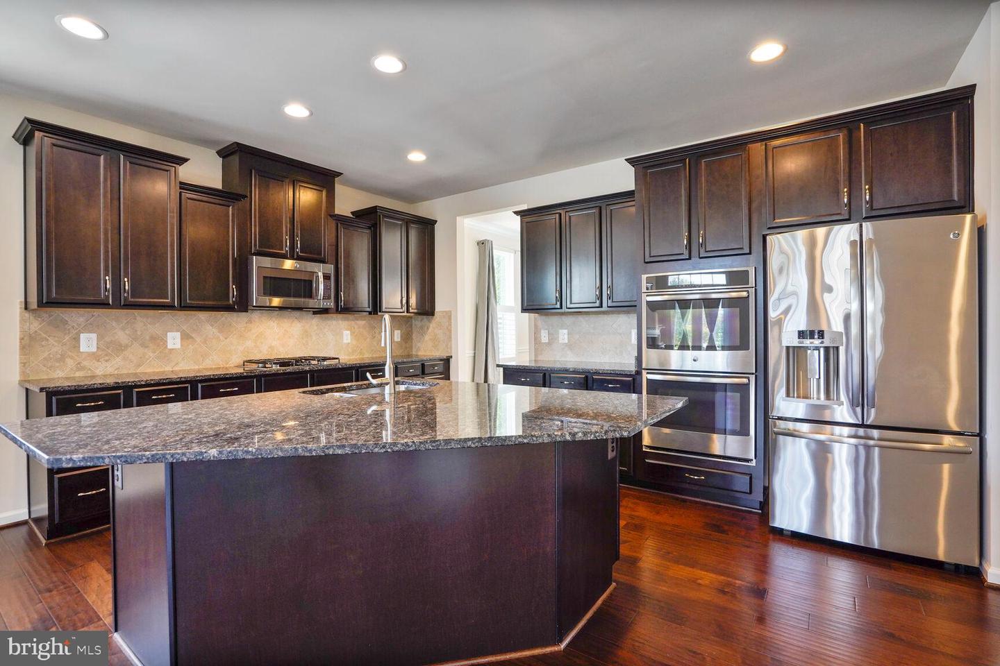 20903 ASHBURN HEIGHTS DR, ASHBURN, Virginia 20148, 5 Bedrooms Bedrooms, ,3 BathroomsBathrooms,Residential,For sale,20903 ASHBURN HEIGHTS DR,VALO2098796 MLS # VALO2098796