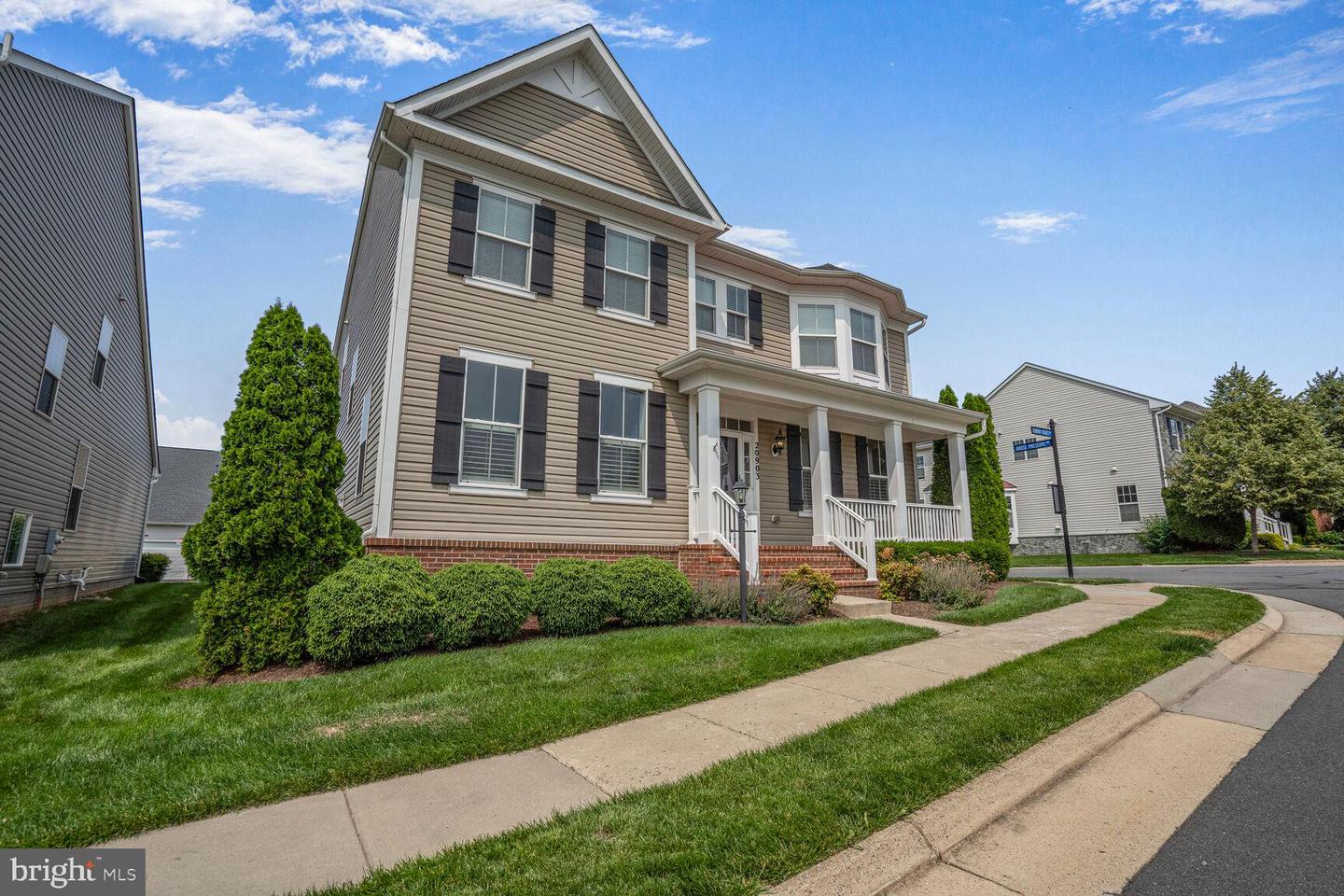 20903 ASHBURN HEIGHTS DR, ASHBURN, Virginia 20148, 5 Bedrooms Bedrooms, ,3 BathroomsBathrooms,Residential,For sale,20903 ASHBURN HEIGHTS DR,VALO2098796 MLS # VALO2098796