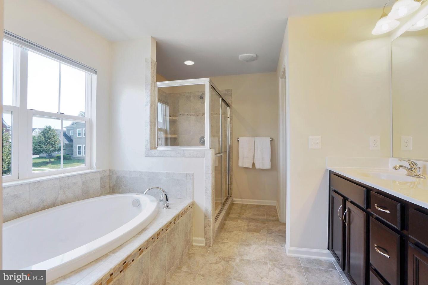 20903 ASHBURN HEIGHTS DR, ASHBURN, Virginia 20148, 5 Bedrooms Bedrooms, ,3 BathroomsBathrooms,Residential,For sale,20903 ASHBURN HEIGHTS DR,VALO2098796 MLS # VALO2098796