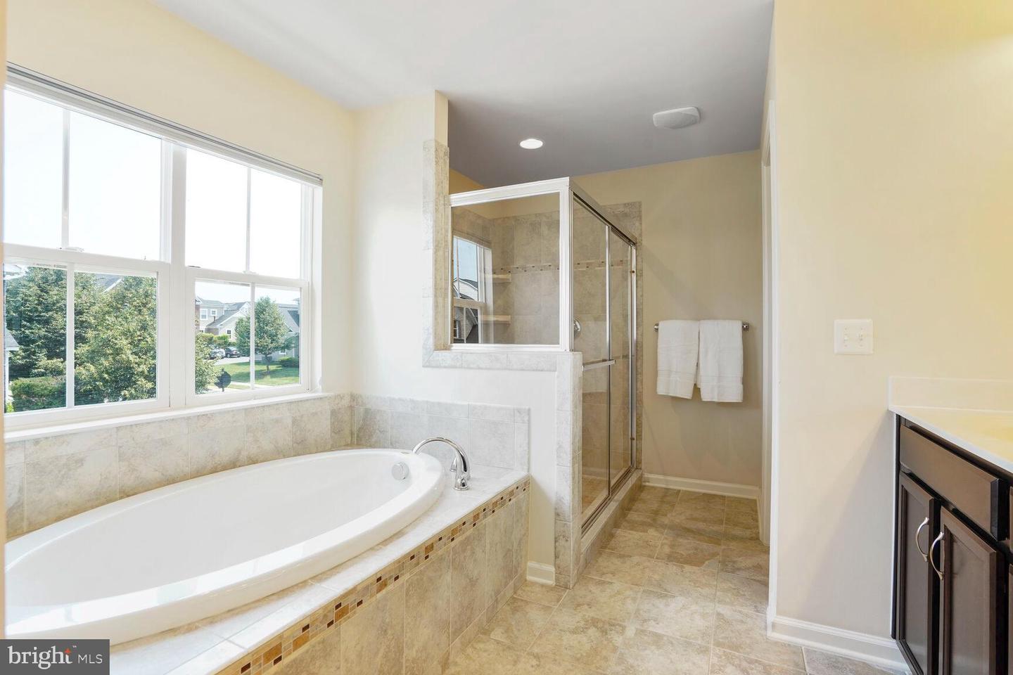 20903 ASHBURN HEIGHTS DR, ASHBURN, Virginia 20148, 5 Bedrooms Bedrooms, ,3 BathroomsBathrooms,Residential,For sale,20903 ASHBURN HEIGHTS DR,VALO2098796 MLS # VALO2098796