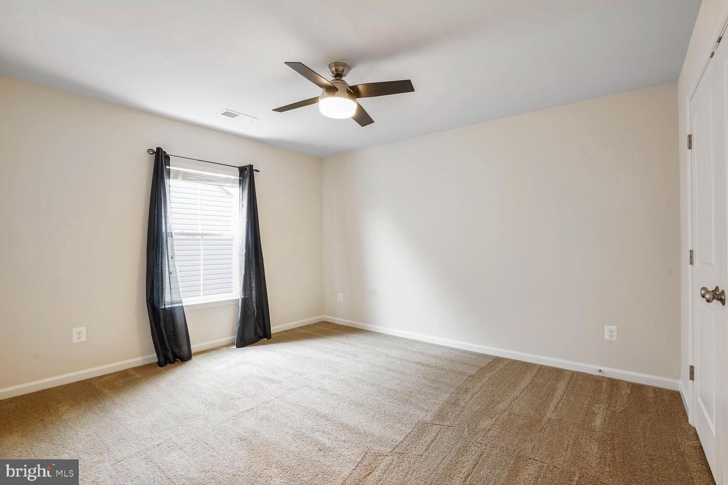 20903 ASHBURN HEIGHTS DR, ASHBURN, Virginia 20148, 5 Bedrooms Bedrooms, ,3 BathroomsBathrooms,Residential,For sale,20903 ASHBURN HEIGHTS DR,VALO2098796 MLS # VALO2098796