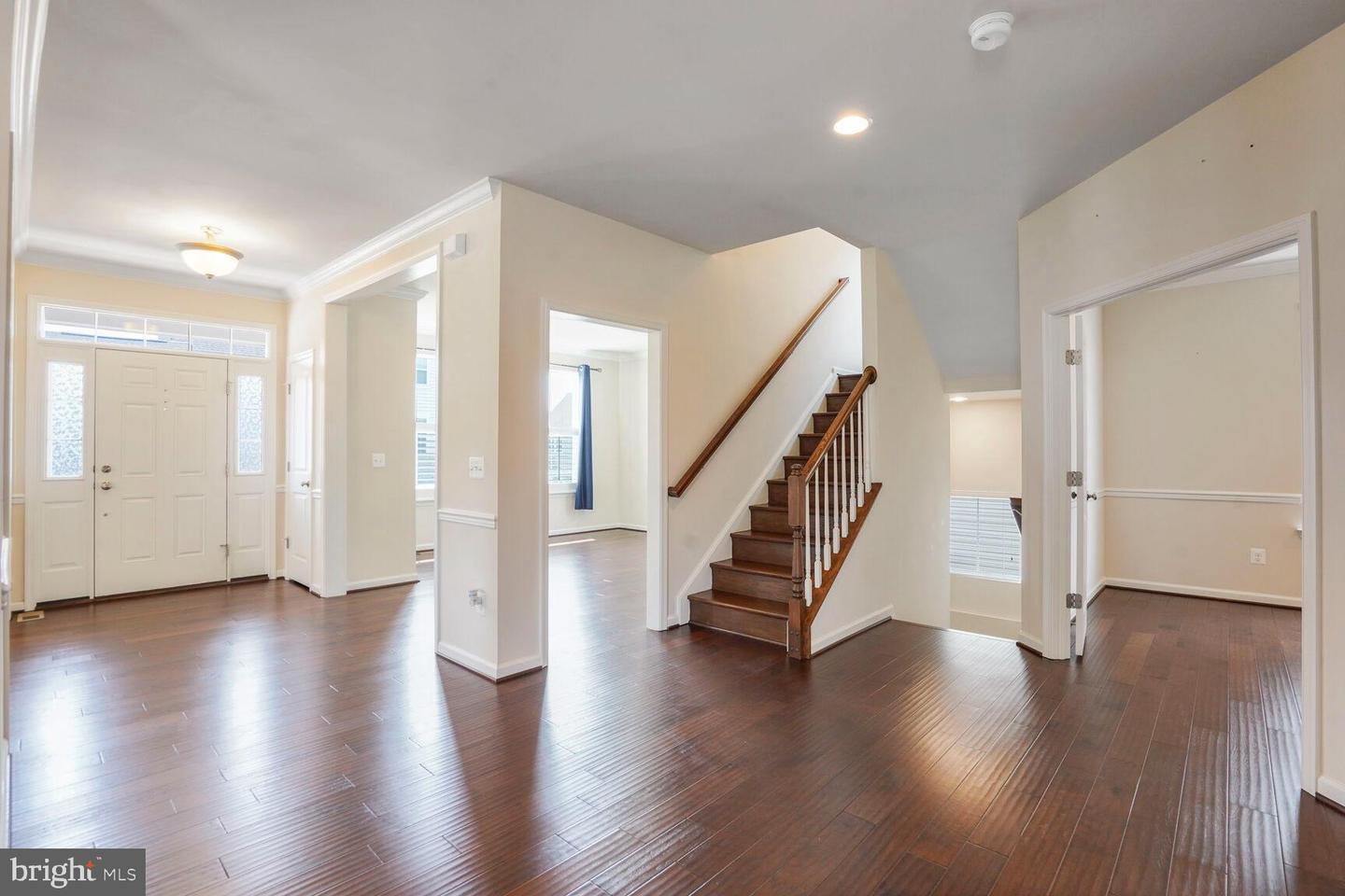 20903 ASHBURN HEIGHTS DR, ASHBURN, Virginia 20148, 5 Bedrooms Bedrooms, ,3 BathroomsBathrooms,Residential,For sale,20903 ASHBURN HEIGHTS DR,VALO2098796 MLS # VALO2098796