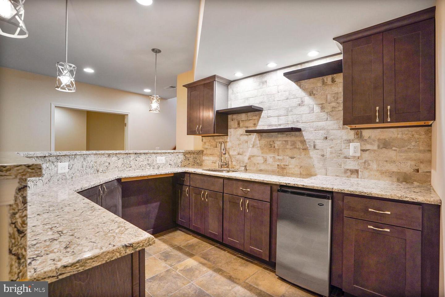 20903 ASHBURN HEIGHTS DR, ASHBURN, Virginia 20148, 5 Bedrooms Bedrooms, ,3 BathroomsBathrooms,Residential,For sale,20903 ASHBURN HEIGHTS DR,VALO2098796 MLS # VALO2098796