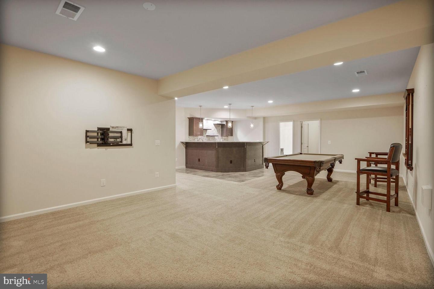 20903 ASHBURN HEIGHTS DR, ASHBURN, Virginia 20148, 5 Bedrooms Bedrooms, ,3 BathroomsBathrooms,Residential,For sale,20903 ASHBURN HEIGHTS DR,VALO2098796 MLS # VALO2098796