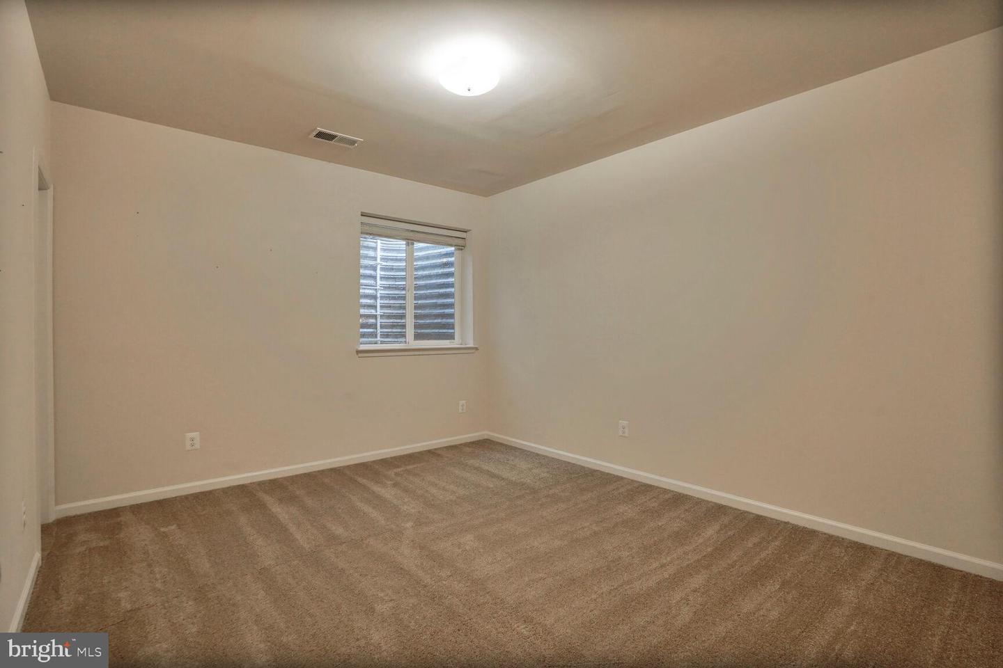 20903 ASHBURN HEIGHTS DR, ASHBURN, Virginia 20148, 5 Bedrooms Bedrooms, ,3 BathroomsBathrooms,Residential,For sale,20903 ASHBURN HEIGHTS DR,VALO2098796 MLS # VALO2098796