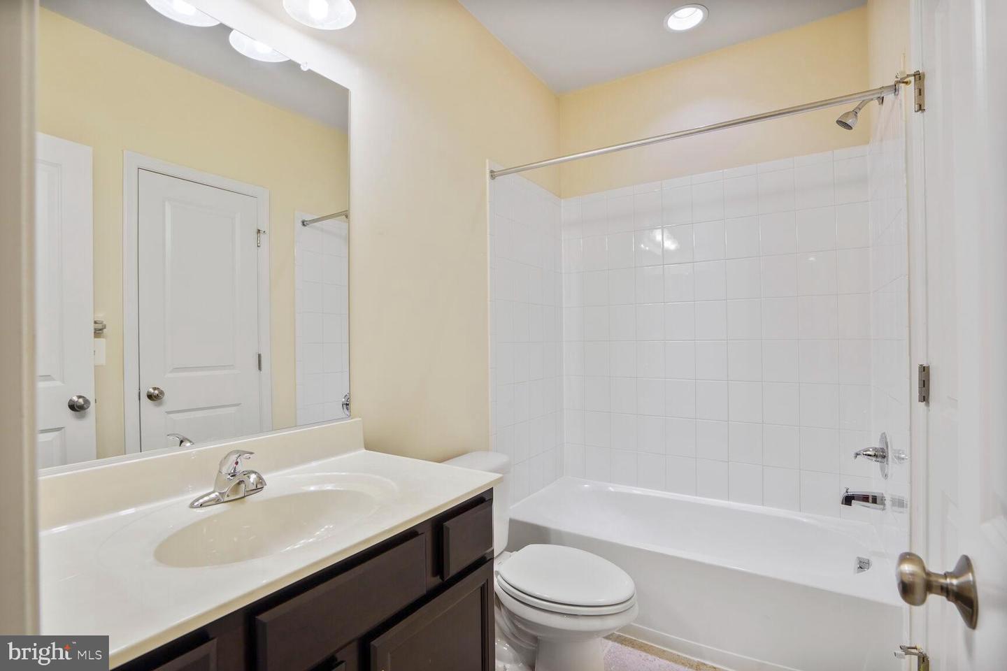 20903 ASHBURN HEIGHTS DR, ASHBURN, Virginia 20148, 5 Bedrooms Bedrooms, ,3 BathroomsBathrooms,Residential,For sale,20903 ASHBURN HEIGHTS DR,VALO2098796 MLS # VALO2098796