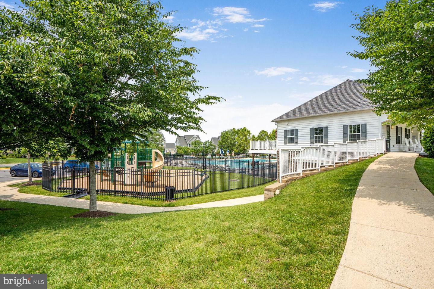 20903 ASHBURN HEIGHTS DR, ASHBURN, Virginia 20148, 5 Bedrooms Bedrooms, ,3 BathroomsBathrooms,Residential,For sale,20903 ASHBURN HEIGHTS DR,VALO2098796 MLS # VALO2098796