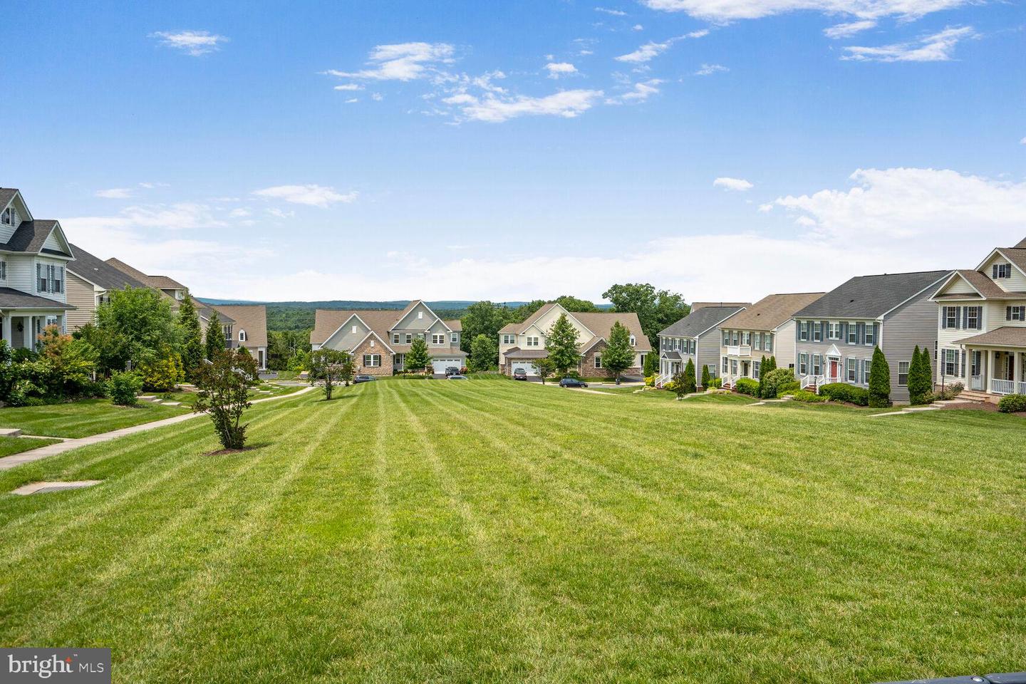 20903 ASHBURN HEIGHTS DR, ASHBURN, Virginia 20148, 5 Bedrooms Bedrooms, ,3 BathroomsBathrooms,Residential,For sale,20903 ASHBURN HEIGHTS DR,VALO2098796 MLS # VALO2098796