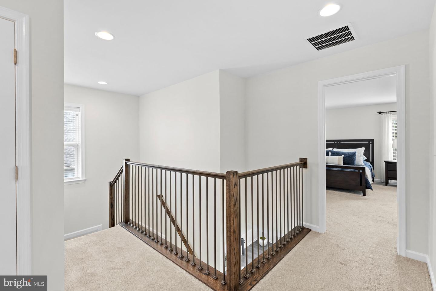 138 JEWEL BOX, STEPHENSON, Virginia 22656, 5 Bedrooms Bedrooms, ,3 BathroomsBathrooms,Residential,For sale,138 JEWEL BOX,VAFV2034660 MLS # VAFV2034660