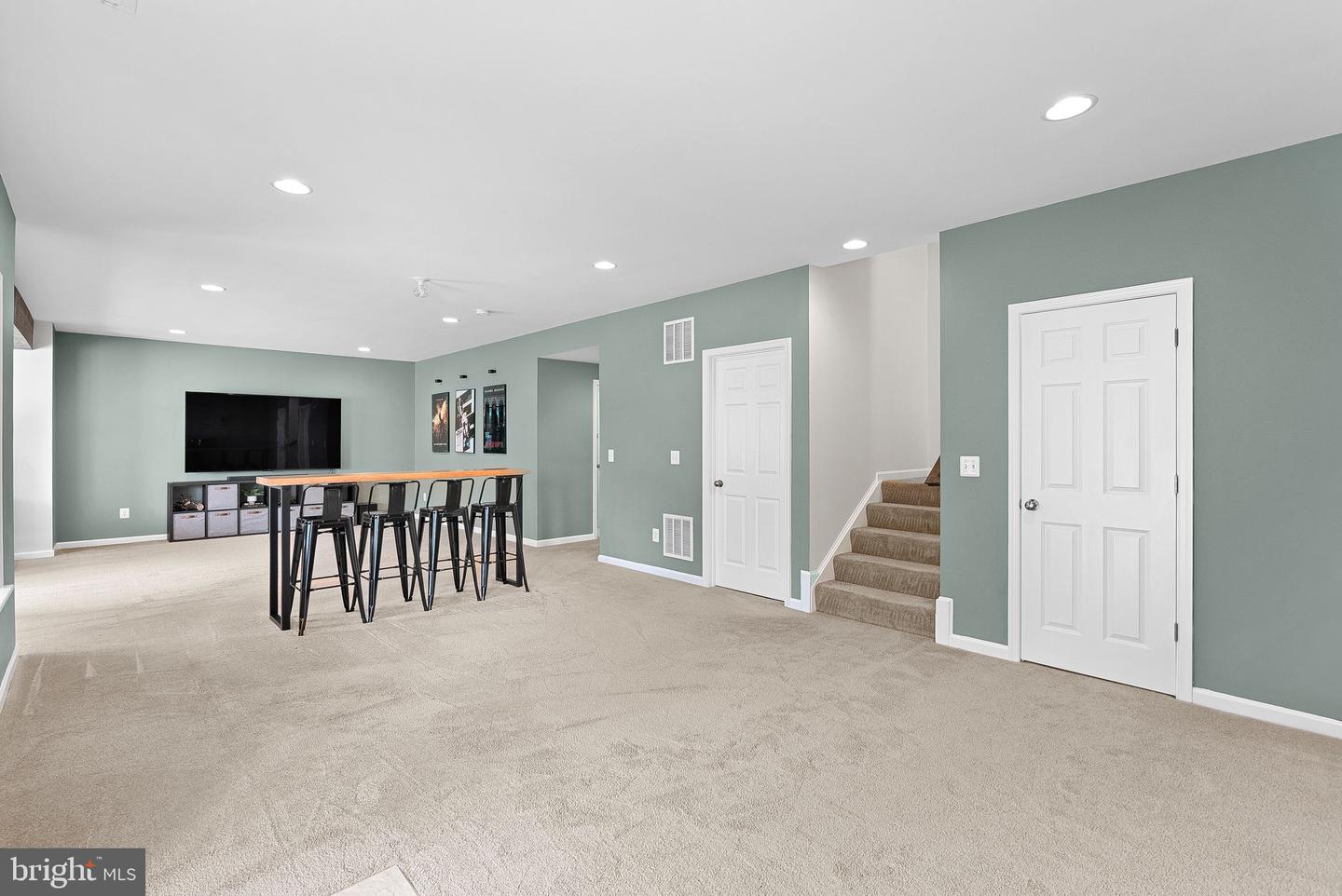 138 JEWEL BOX, STEPHENSON, Virginia 22656, 5 Bedrooms Bedrooms, ,3 BathroomsBathrooms,Residential,For sale,138 JEWEL BOX,VAFV2034660 MLS # VAFV2034660