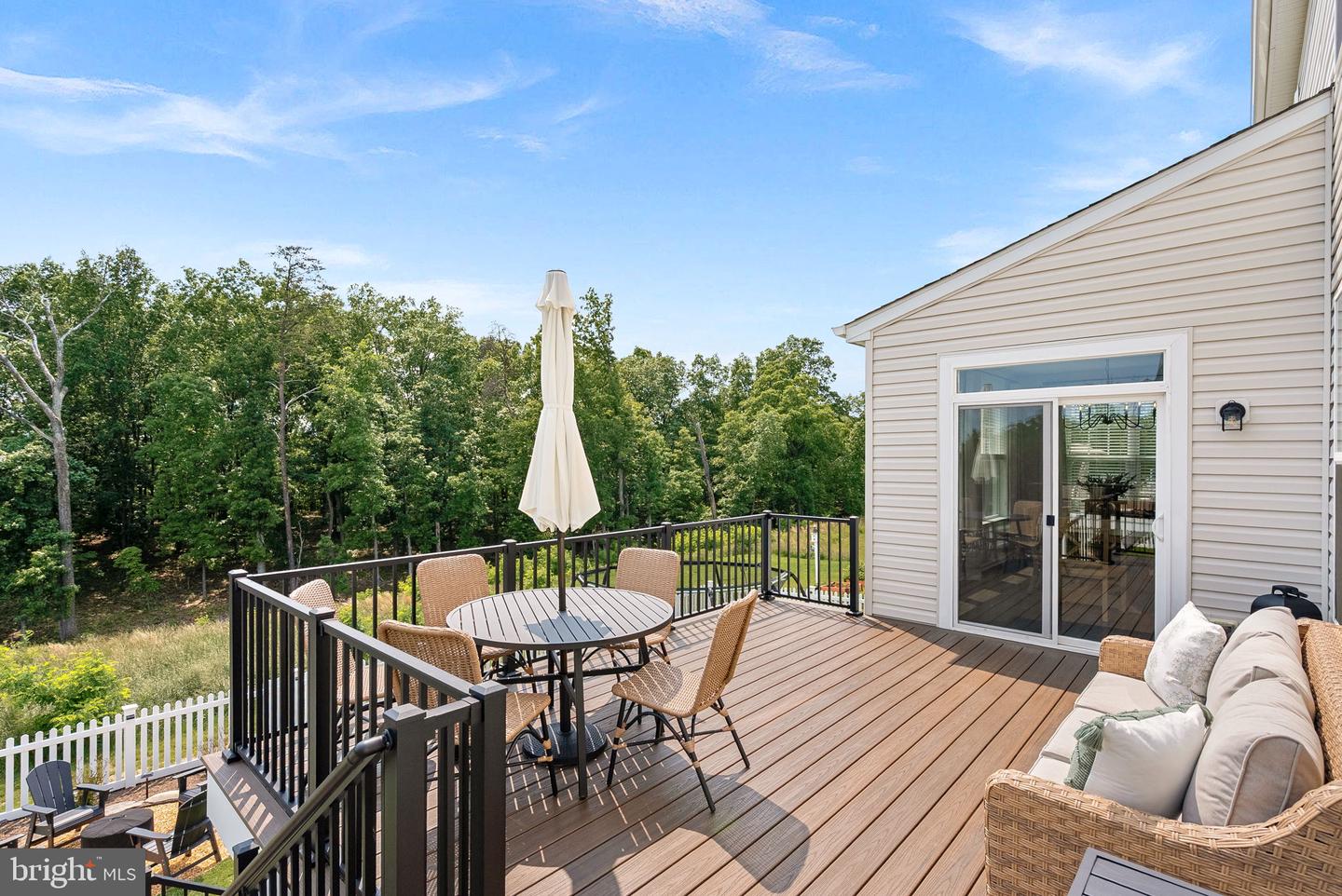 138 JEWEL BOX, STEPHENSON, Virginia 22656, 5 Bedrooms Bedrooms, ,3 BathroomsBathrooms,Residential,For sale,138 JEWEL BOX,VAFV2034660 MLS # VAFV2034660