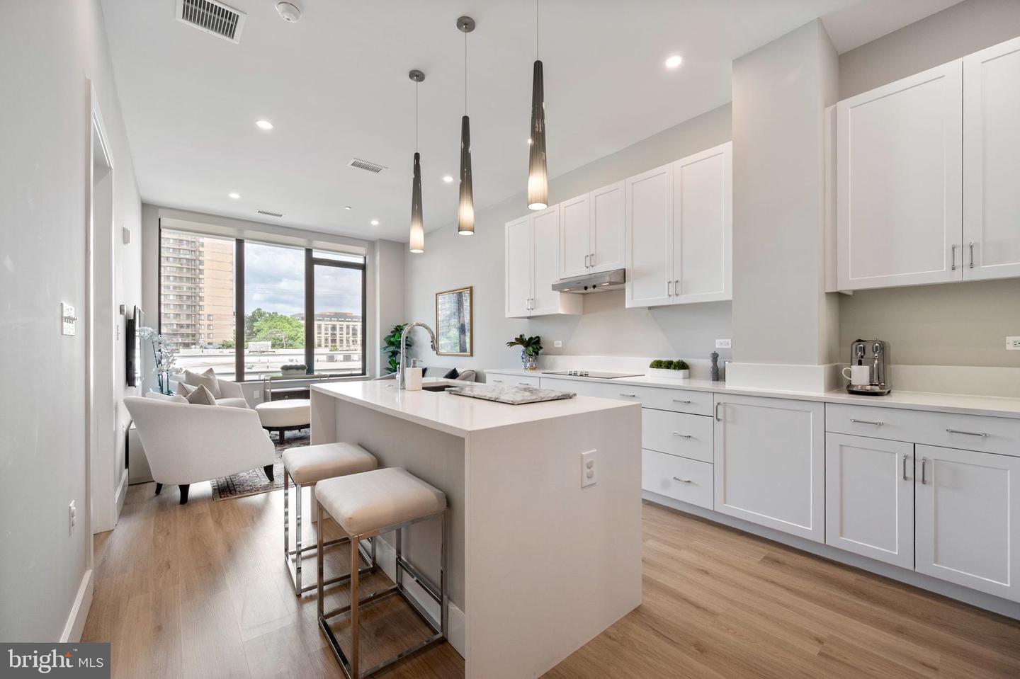801 N FAIRFAX ST #314, ALEXANDRIA, Virginia 22314, 2 Bedrooms Bedrooms, 1 Room Rooms,2 BathroomsBathrooms,Residential,For sale,801 N FAIRFAX ST #314,VAAX2046154 MLS # VAAX2046154
