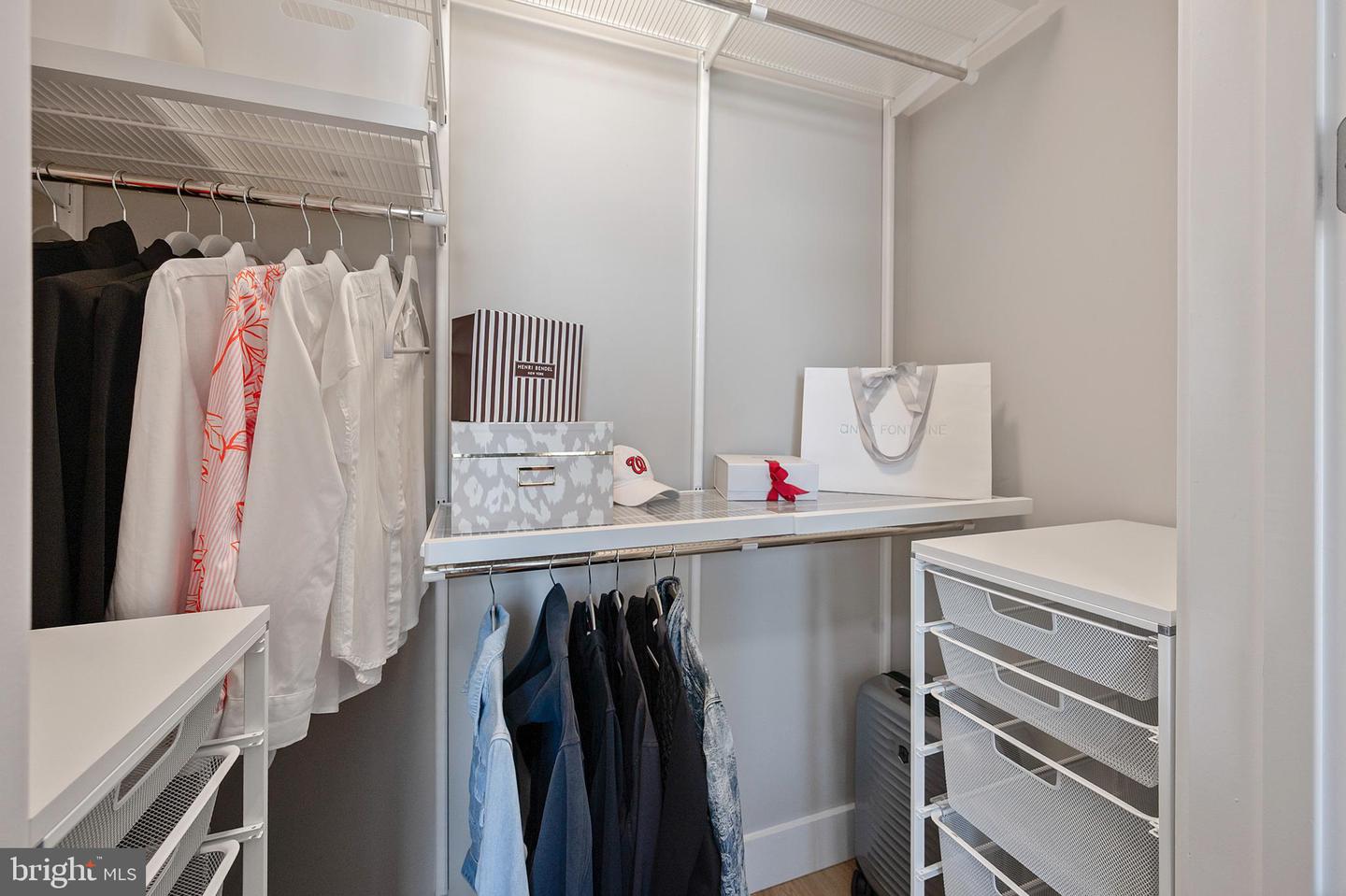 801 N FAIRFAX ST #314, ALEXANDRIA, Virginia 22314, 2 Bedrooms Bedrooms, 1 Room Rooms,2 BathroomsBathrooms,Residential,For sale,801 N FAIRFAX ST #314,VAAX2046154 MLS # VAAX2046154