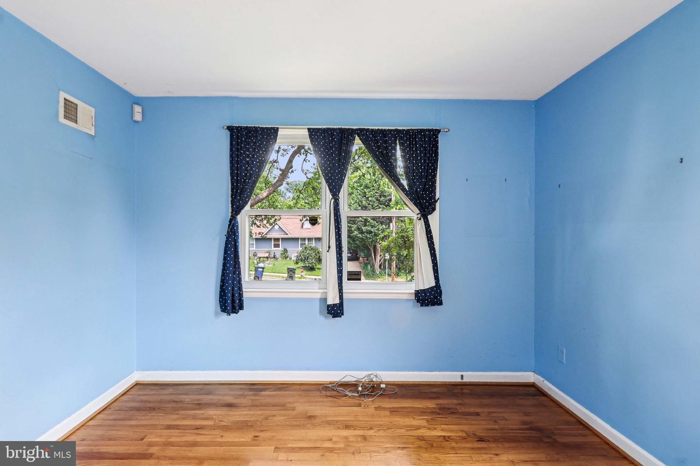3126 WESTLEY RD, FALLS CHURCH, Virginia 22042, 3 Bedrooms Bedrooms, ,1 BathroomBathrooms,Residential,For sale,3126 WESTLEY RD,VAFX2245812 MLS # VAFX2245812