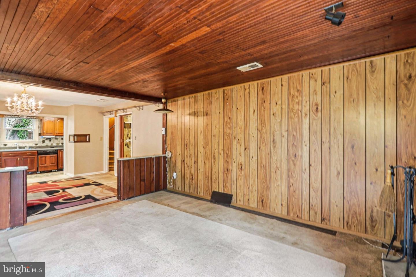 3126 WESTLEY RD, FALLS CHURCH, Virginia 22042, 3 Bedrooms Bedrooms, ,1 BathroomBathrooms,Residential,For sale,3126 WESTLEY RD,VAFX2245812 MLS # VAFX2245812