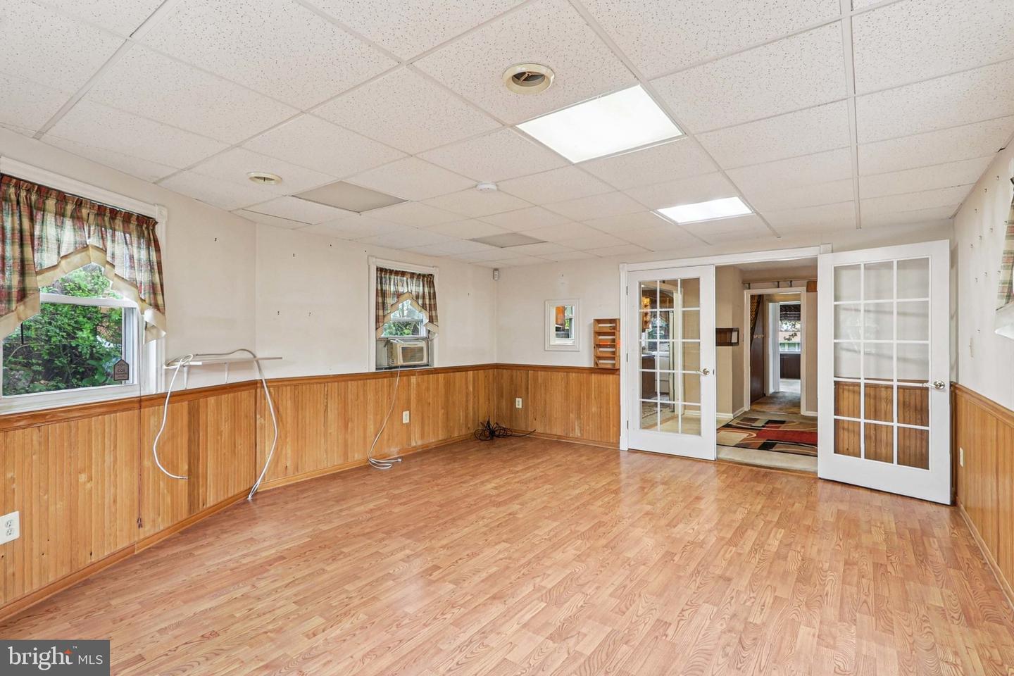 3126 WESTLEY RD, FALLS CHURCH, Virginia 22042, 3 Bedrooms Bedrooms, ,1 BathroomBathrooms,Residential,For sale,3126 WESTLEY RD,VAFX2245812 MLS # VAFX2245812