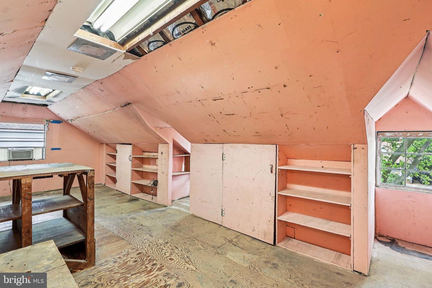 3126 WESTLEY RD, FALLS CHURCH, Virginia 22042, 3 Bedrooms Bedrooms, ,1 BathroomBathrooms,Residential,For sale,3126 WESTLEY RD,VAFX2245812 MLS # VAFX2245812