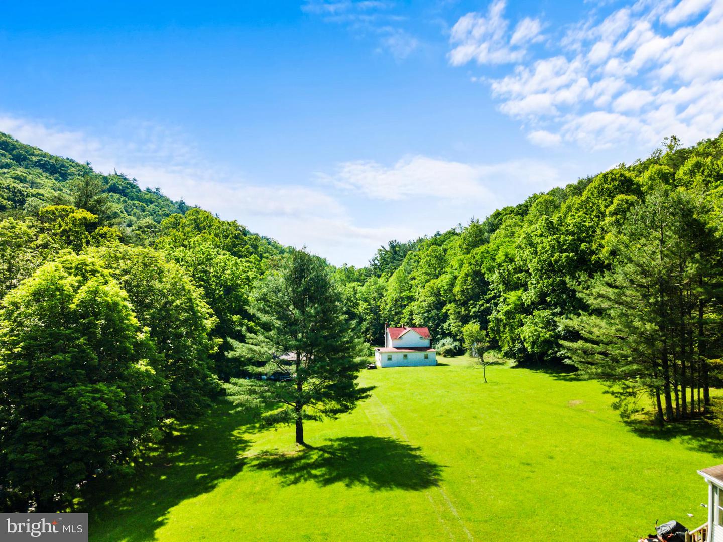 8787 CROOKED RUN RD, BASYE, Virginia 22810, 2 Bedrooms Bedrooms, ,1 BathroomBathrooms,Residential,For sale,8787 CROOKED RUN RD,VASH2011652 MLS # VASH2011652