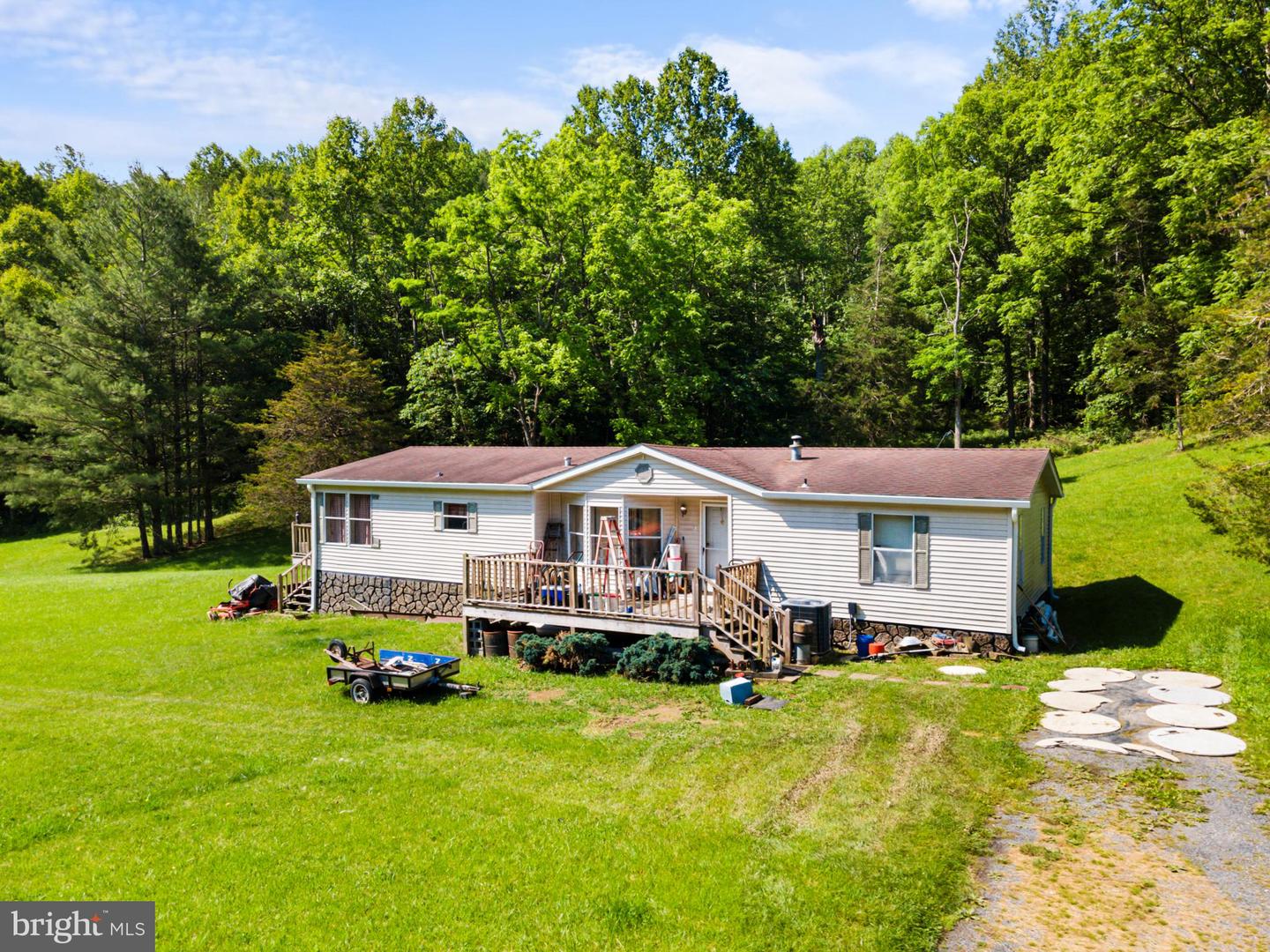 8787 CROOKED RUN RD, BASYE, Virginia 22810, 2 Bedrooms Bedrooms, ,1 BathroomBathrooms,Residential,For sale,8787 CROOKED RUN RD,VASH2011652 MLS # VASH2011652