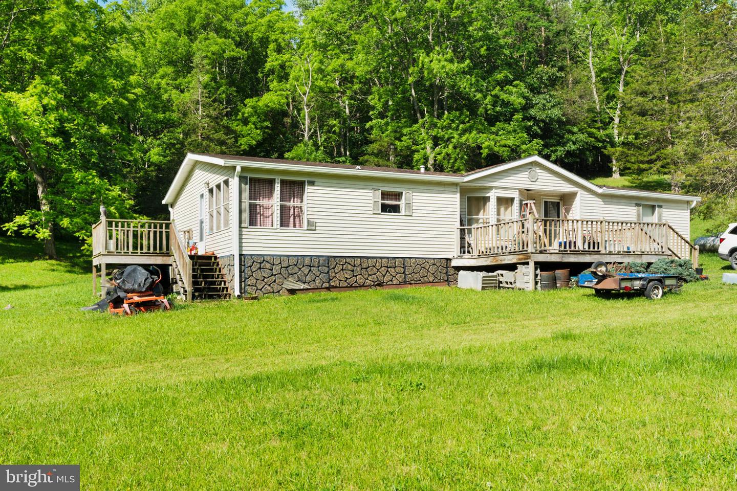 8787 CROOKED RUN RD, BASYE, Virginia 22810, 2 Bedrooms Bedrooms, ,1 BathroomBathrooms,Residential,For sale,8787 CROOKED RUN RD,VASH2011652 MLS # VASH2011652