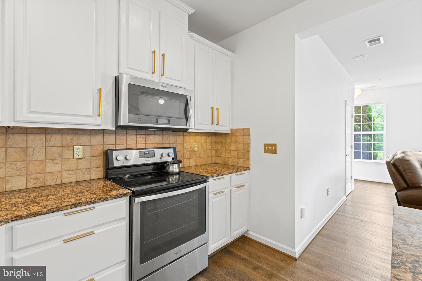 14842 MASON CREEK CIR, WOODBRIDGE, Virginia 22191, 3 Bedrooms Bedrooms, ,2 BathroomsBathrooms,Residential,For sale,14842 MASON CREEK CIR,VAPW2096434 MLS # VAPW2096434