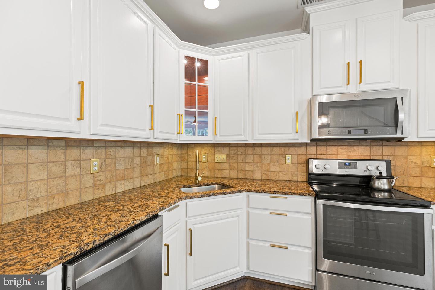 14842 MASON CREEK CIR, WOODBRIDGE, Virginia 22191, 3 Bedrooms Bedrooms, ,2 BathroomsBathrooms,Residential,For sale,14842 MASON CREEK CIR,VAPW2096434 MLS # VAPW2096434
