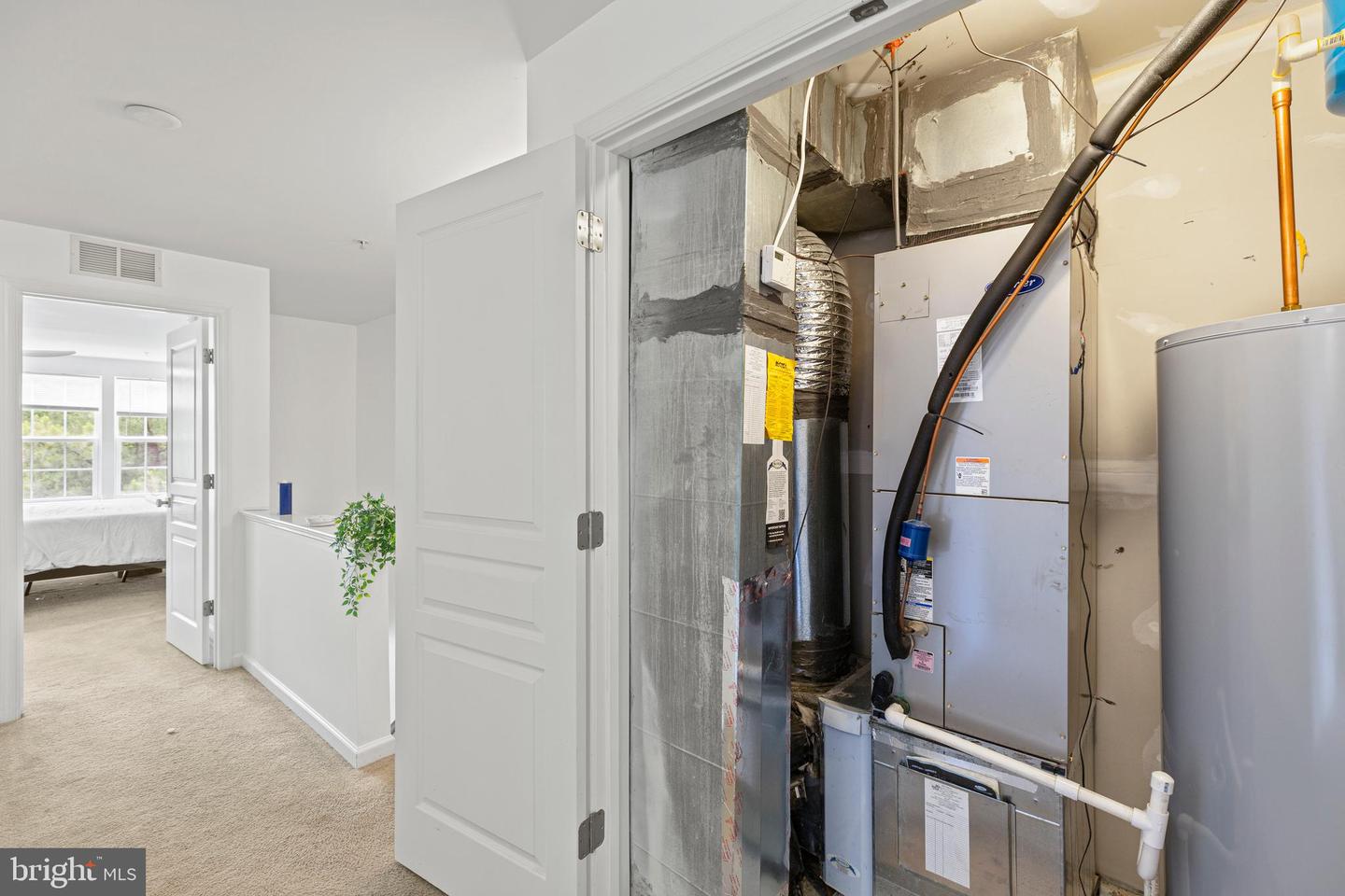 14842 MASON CREEK CIR, WOODBRIDGE, Virginia 22191, 3 Bedrooms Bedrooms, ,2 BathroomsBathrooms,Residential,For sale,14842 MASON CREEK CIR,VAPW2096434 MLS # VAPW2096434