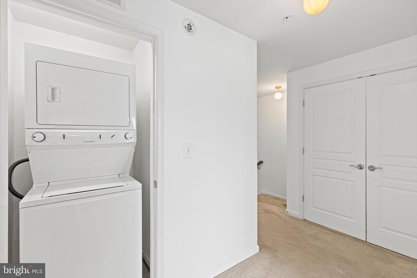 14842 MASON CREEK CIR, WOODBRIDGE, Virginia 22191, 3 Bedrooms Bedrooms, ,2 BathroomsBathrooms,Residential,For sale,14842 MASON CREEK CIR,VAPW2096434 MLS # VAPW2096434