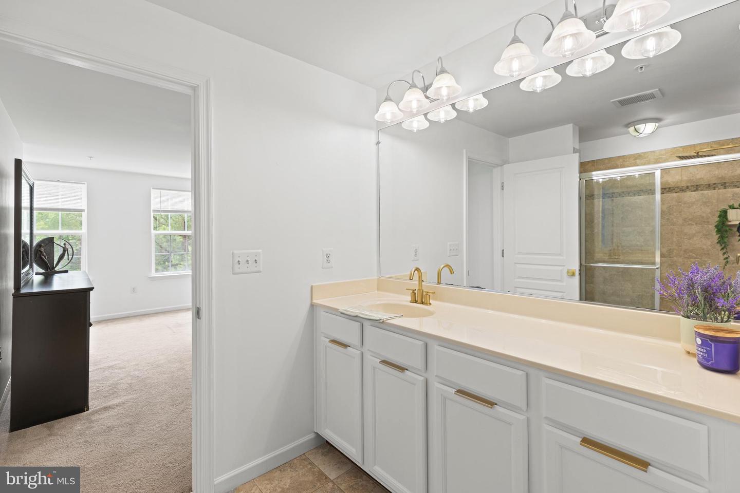 14842 MASON CREEK CIR, WOODBRIDGE, Virginia 22191, 3 Bedrooms Bedrooms, ,2 BathroomsBathrooms,Residential,For sale,14842 MASON CREEK CIR,VAPW2096434 MLS # VAPW2096434