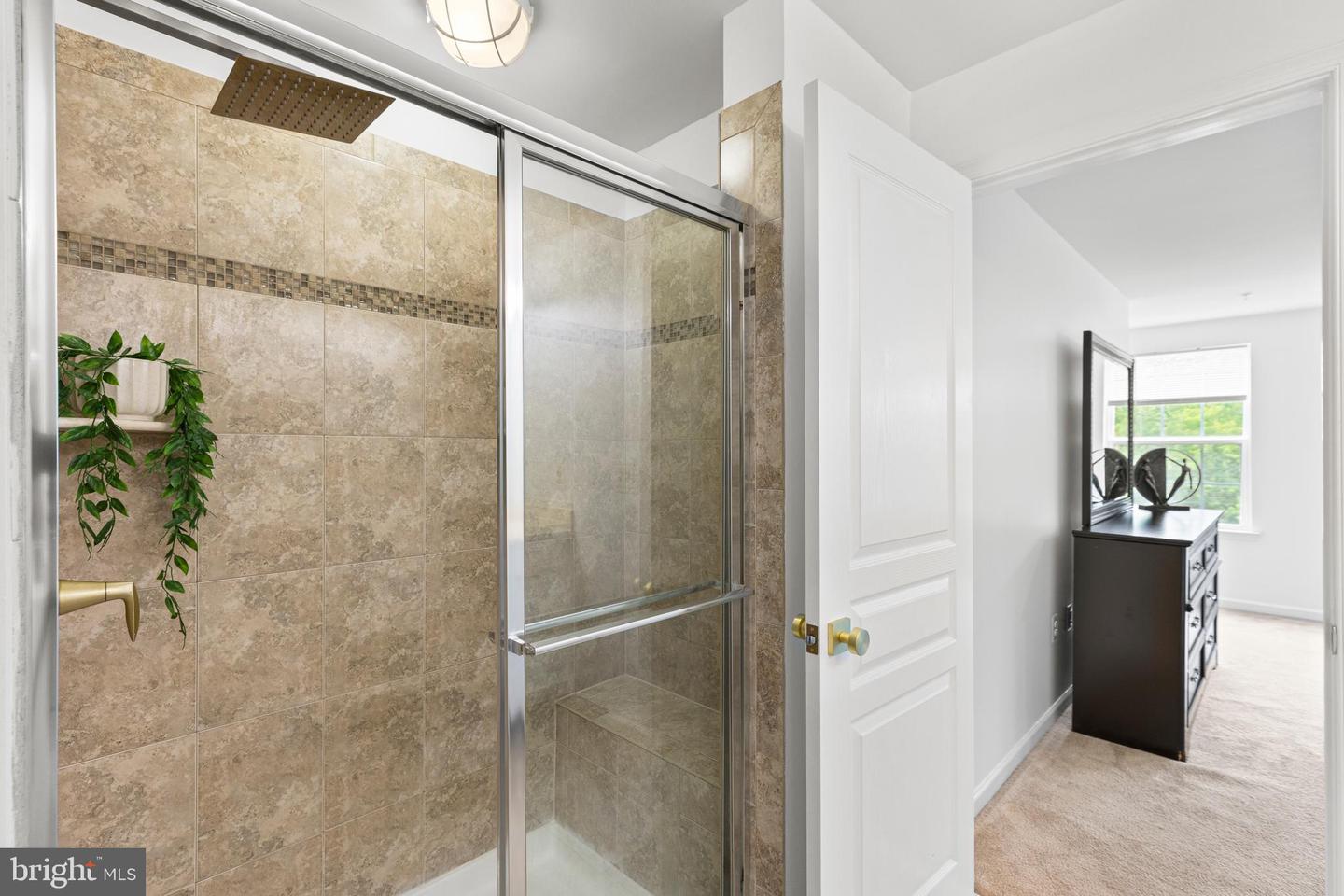 14842 MASON CREEK CIR, WOODBRIDGE, Virginia 22191, 3 Bedrooms Bedrooms, ,2 BathroomsBathrooms,Residential,For sale,14842 MASON CREEK CIR,VAPW2096434 MLS # VAPW2096434