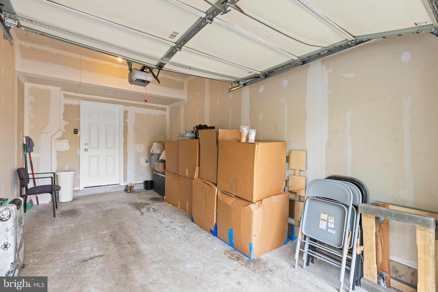 14842 MASON CREEK CIR, WOODBRIDGE, Virginia 22191, 3 Bedrooms Bedrooms, ,2 BathroomsBathrooms,Residential,For sale,14842 MASON CREEK CIR,VAPW2096434 MLS # VAPW2096434