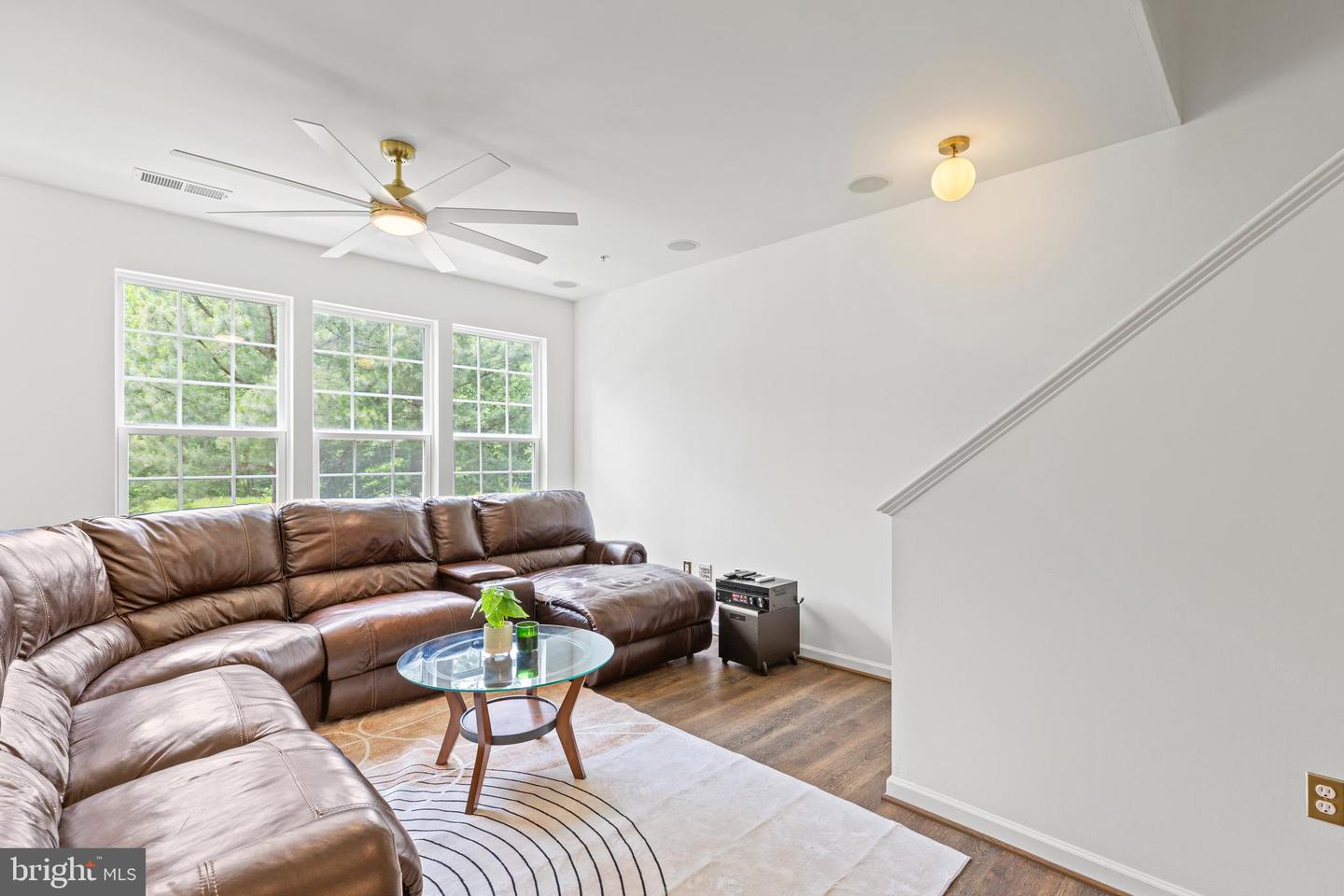14842 MASON CREEK CIR, WOODBRIDGE, Virginia 22191, 3 Bedrooms Bedrooms, ,2 BathroomsBathrooms,Residential,For sale,14842 MASON CREEK CIR,VAPW2096434 MLS # VAPW2096434