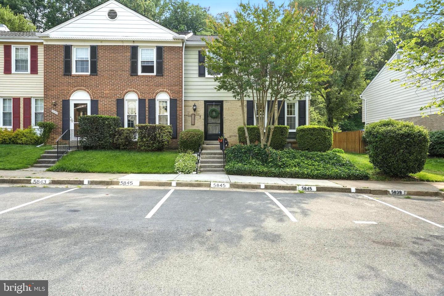 5845 BANNING PL, BURKE, Virginia 22015, 3 Bedrooms Bedrooms, ,2 BathroomsBathrooms,Residential,For sale,5845 BANNING PL,VAFX2246012 MLS # VAFX2246012