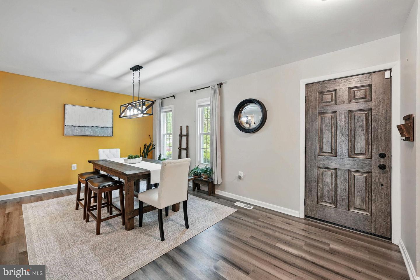 5845 BANNING PL, BURKE, Virginia 22015, 3 Bedrooms Bedrooms, ,2 BathroomsBathrooms,Residential,For sale,5845 BANNING PL,VAFX2246012 MLS # VAFX2246012